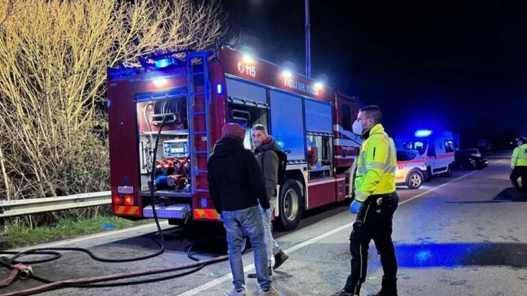 Incendio Milano. Esplode una bombola: donna morta tra le fiamme