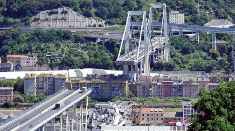 Ponte Morandi, la verità: “C’era il rischio dal 2010 e dovevamo chiedere scusa”